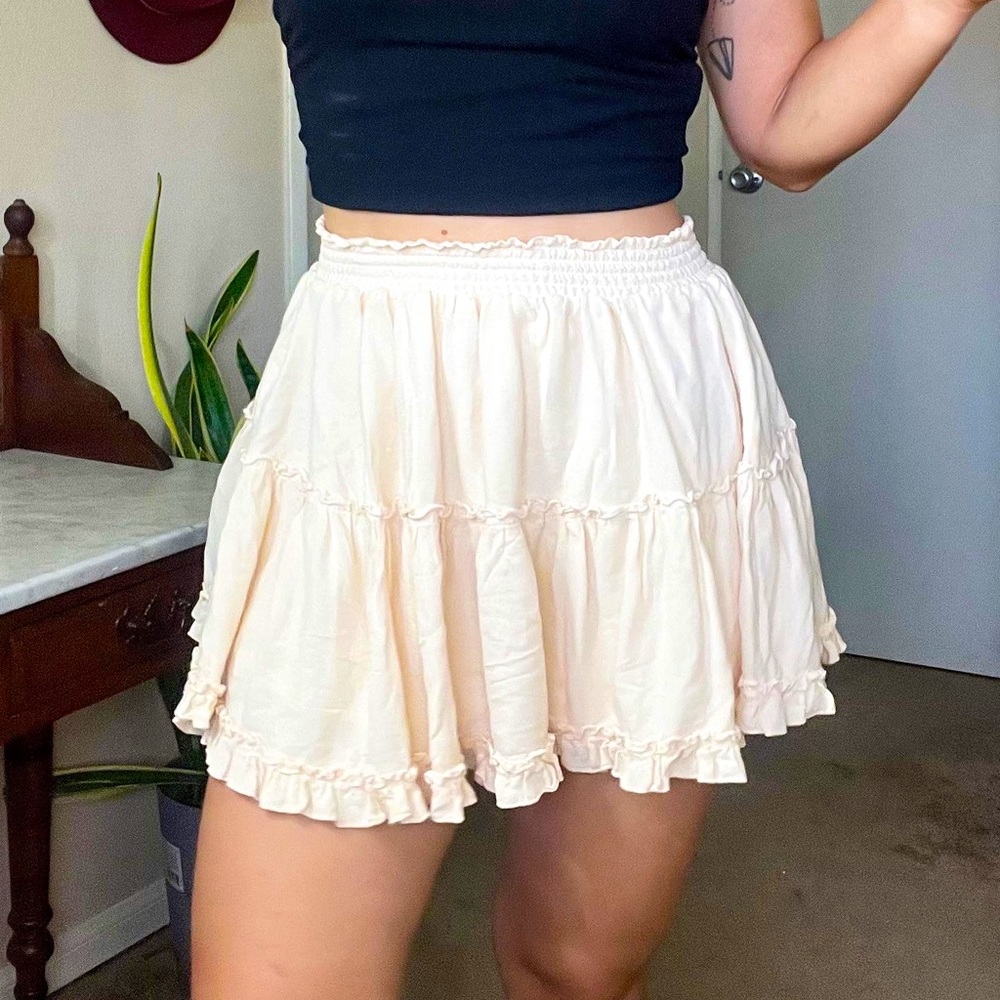 YFB frilly wavy skirt